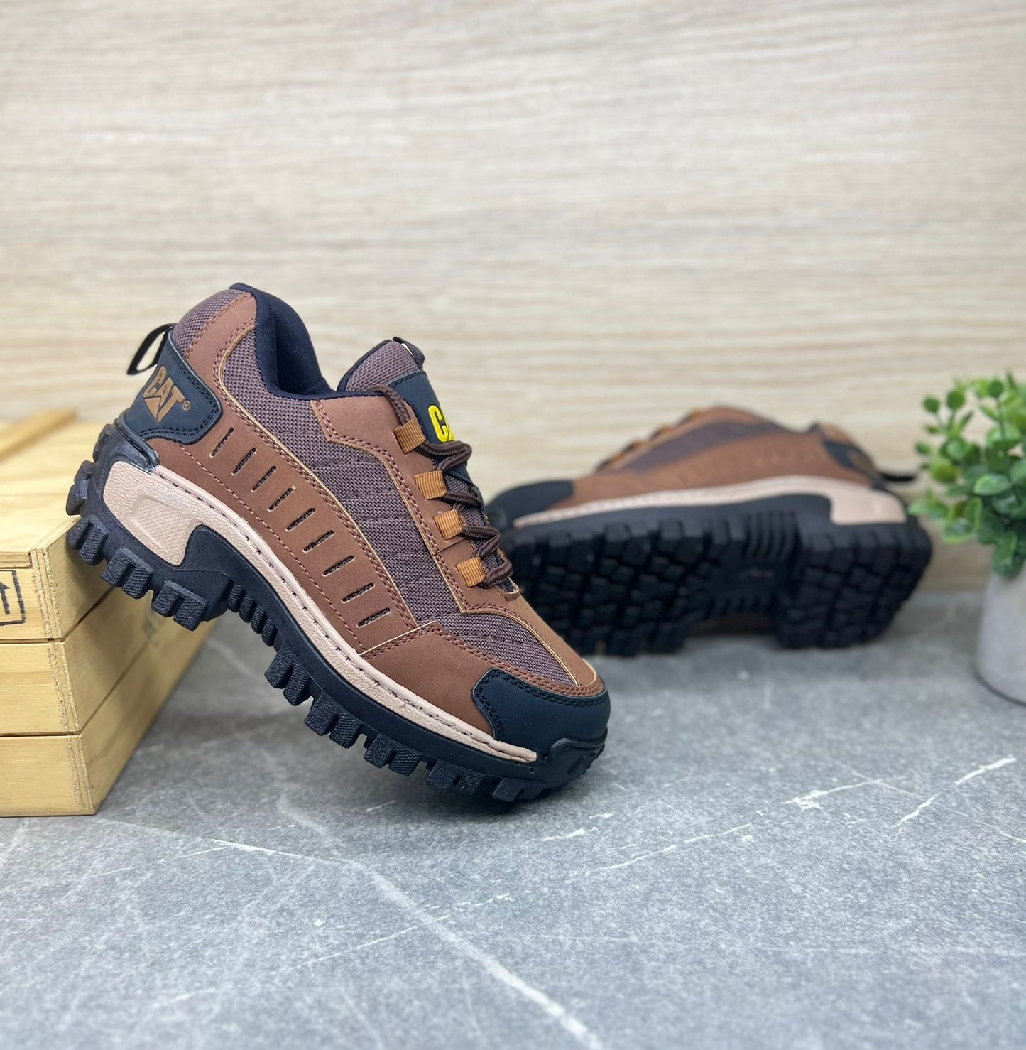 CAT INTRUDER FOOTWEAR
